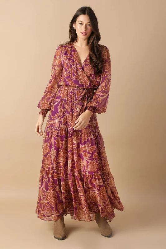 Maxi dress for holiday -URBAN ELEGANCE WOVEN MAXI DRESS