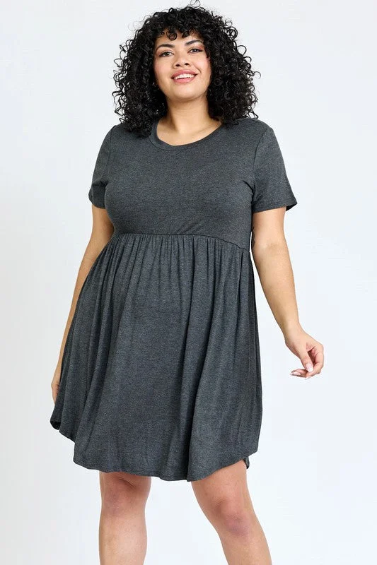 Mini dress with bodycon fit -Plus Short Sleeve Solid Mini Dress