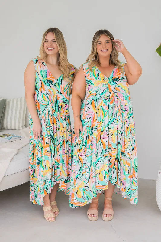 Maxi dress with deep neckline -Sleeveless Peak Maxi Dress | Tropicana