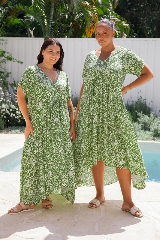 Maxi dress with contrasting color -Peak Maxi Dress | Green Palm Cove