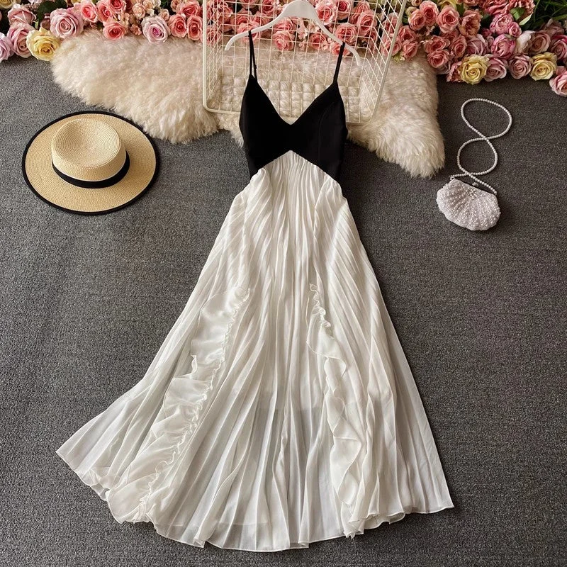 Maxi dress with sleeves -beach dress new style backless holiday pleated dress long skirt    S3976