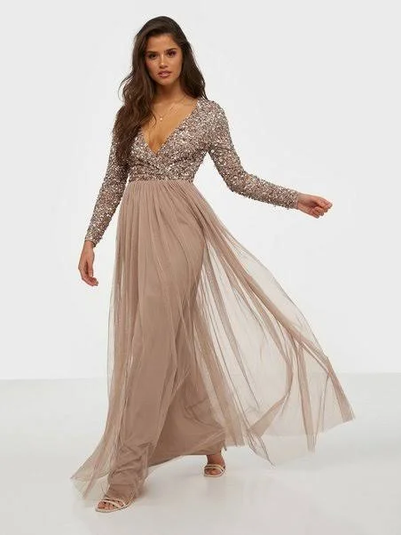 Maxi dress with V-neck -Deluxe Wrap Front Maxi Dress Blush