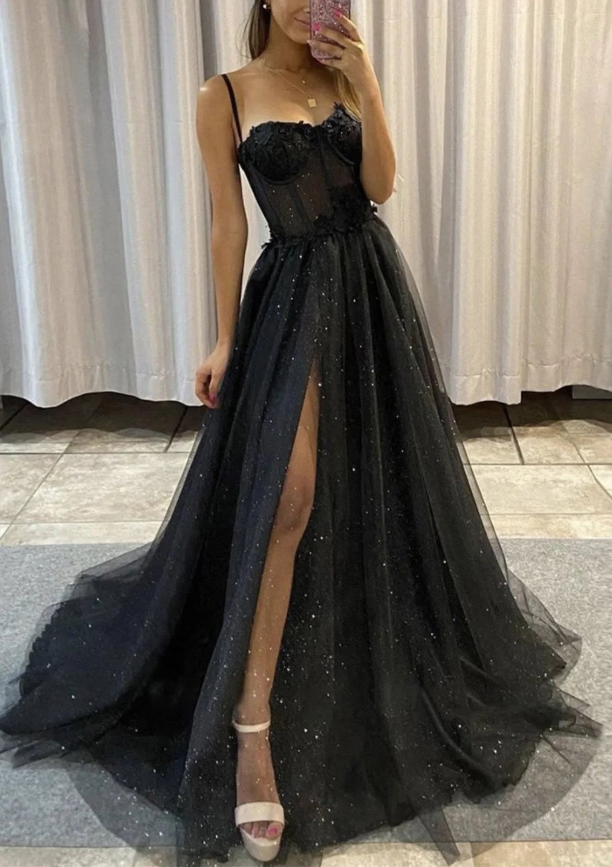 Evening dress with mermaid style-Serene Hill 2024 Arabic Black A-Line Sweetheart Spaghetti Straps Tulle Glitter Prom Dress with Appliqué for Women's Party LA72689